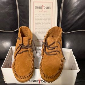 Minnetonka Brown Suede Moccasins
